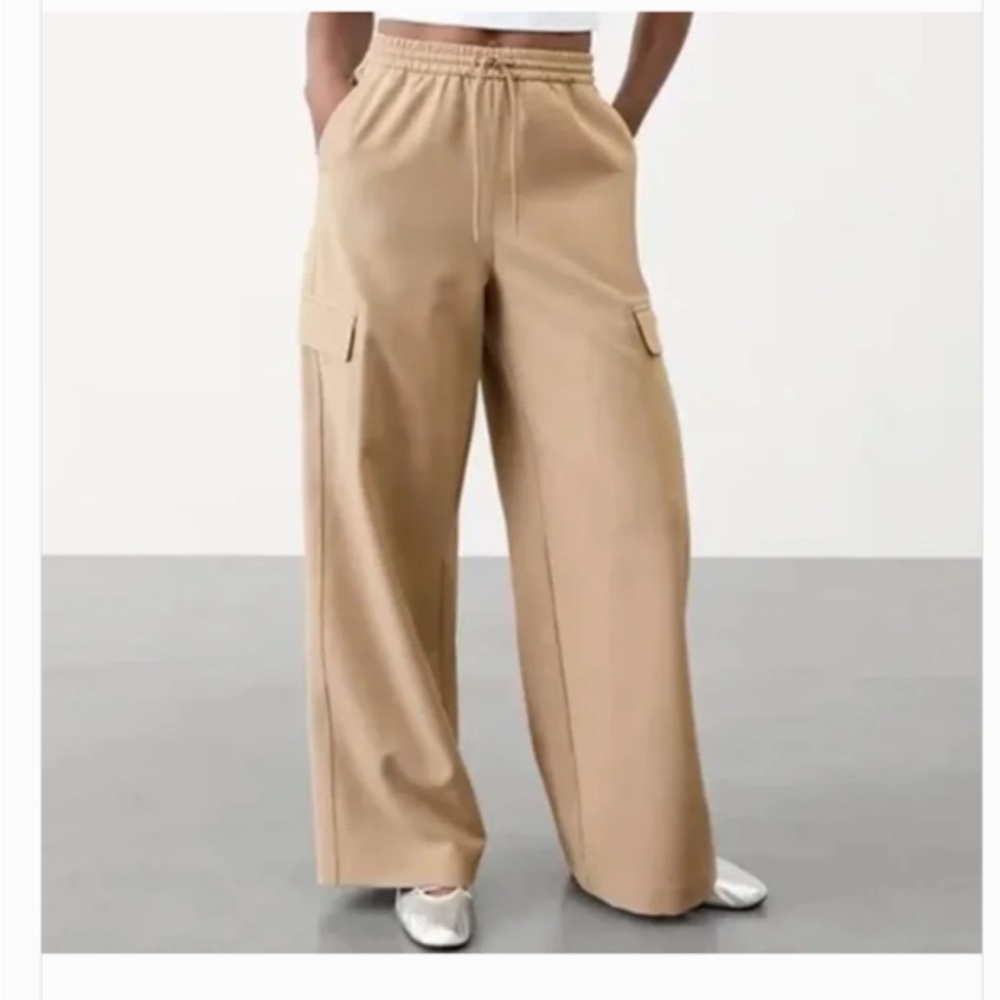 Athleta Promenade Cargo Pant